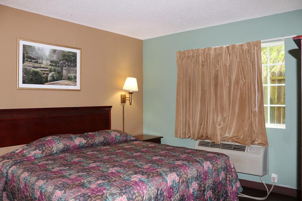 Magnolia Bay Hotel & Suites Jonesboro Eksteriør bilde