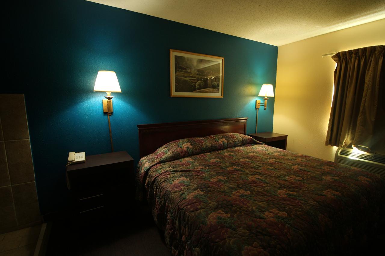 Magnolia Bay Hotel & Suites Jonesboro Eksteriør bilde