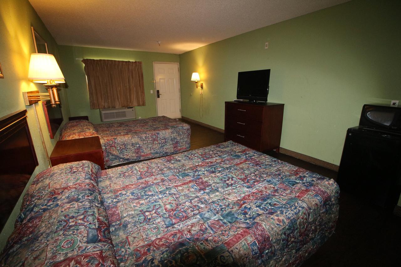 Magnolia Bay Hotel & Suites Jonesboro Eksteriør bilde